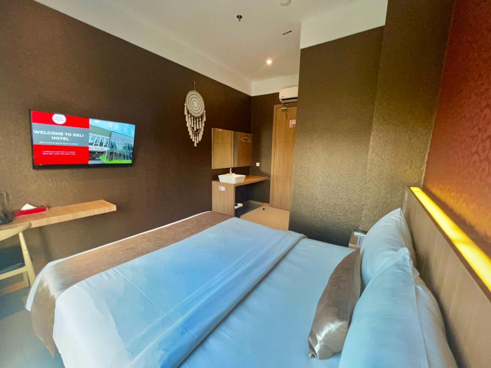 Deli Hotel Медан Екстер'єр фото
